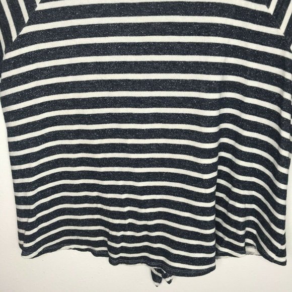 Caslon Tie Front Hem 3/4 Sleeve Crop Top Scoop - Picture 11 of 12